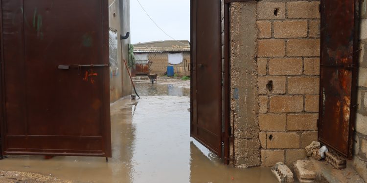 ضعف الصرف الصحي والبنية التحتية يفاقمان معاناة أهالي قامشلو مع الأمطار