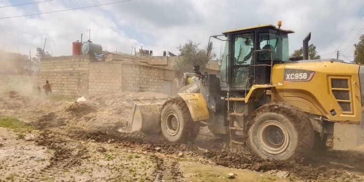 جهود خدمية متواصلة لبلديات الجزيرة لمواجهة الأضرار وتحسين البنية التحتية