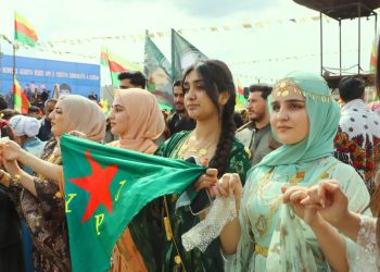 عدسة العدد 2376-1406 من صحيفة روناهي