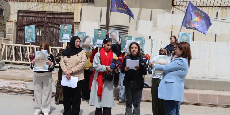 مجلس المرأة الشيوعية يطالب بالكشف عن مصير الصحفيين إيفا ماريا وأحمد بولاد