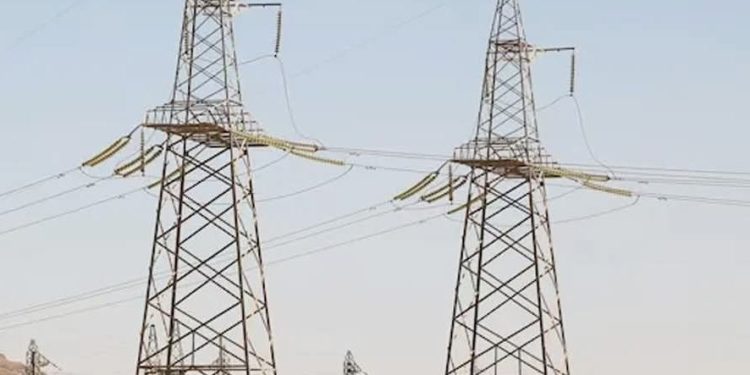 صيانة وتأهيل شبكة الكهرباء انطلاقاً من قامشلو