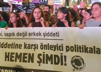 ازدياد قتل النساء في تركيا.. مقتل 29 امرأة في آذار