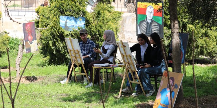 فرقة “Hêza kawa” للرسم تزرع جذورها في التاريخ لتنظر إلى المستقبل