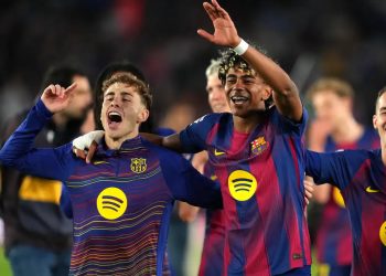 بسيناريو الديربي وعجز الريال.. برشلونة ينسج خيوطه بهدوء حول لقب الليغا
