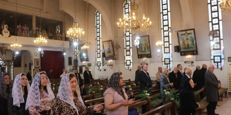 المسيحيون في مقاطعة الجزيرة يحيون عيد القيامة
