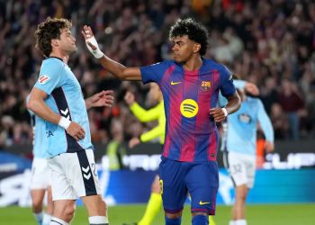 صراع “النفس الأخير” في الليغا.. برشلونة يبتعد بالصدارة وريال مدريد يتمسك بالأمل