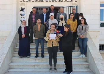 مطالبات بإزالة العراقيل أمام وصول المساعدات الإنسانية إلى كوباني