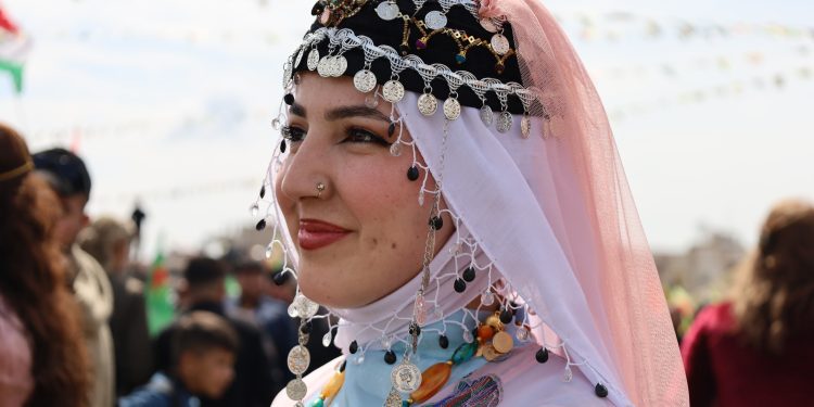 عدسة العدد 2388-1410 من صحيفة روناهي
