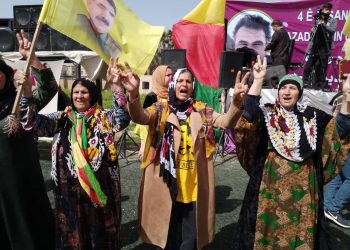 الحسكة تحتفي بميلاد القائد عبد الله أوجلان وسط حضور شعبي ورسائل نضالية