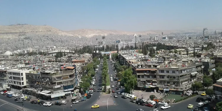 أزمة الأحزاب السورية.. حين تصبح الواقعية ذريعة للتخلي عن الديمقراطية