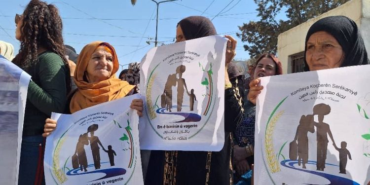 مهجرات يطالبن بعودة آمنة تنهي معاناة السنوات الطويلة من التهجير