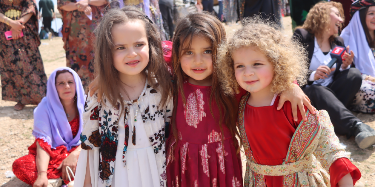 عدسة العدد 2397-1413 من صحيفة روناهي