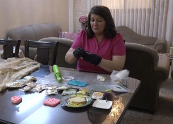 بشغفها في مهنتها.. امرأة مكافحة تصبح من النماذج النسائية الرائدة بسوريا