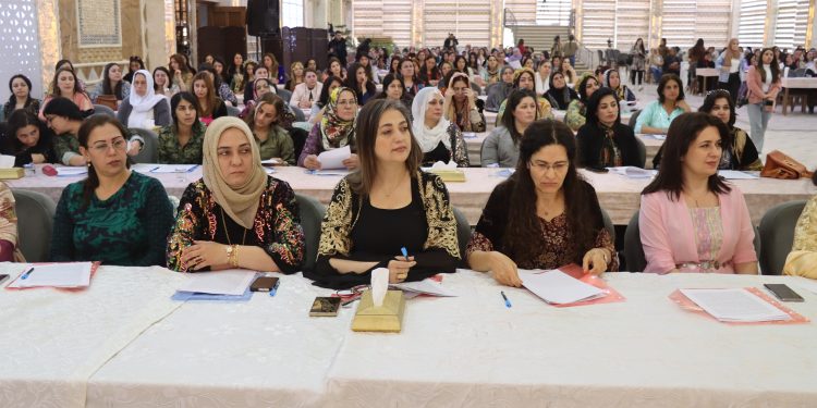 تطلعات نساء قامشلو في العيد.. الحرية والسلام وصناعة القرار