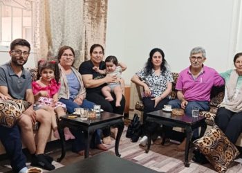 وفدٌ من حزب الاتحاد الديمقراطي ورابطة نوروز يزورن أهالي روج آفا بلبنان