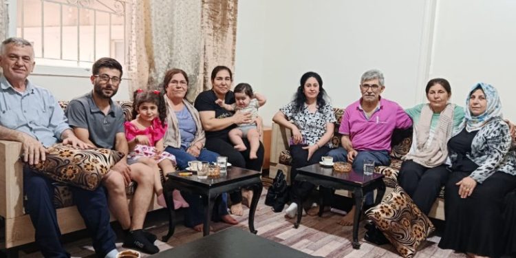 وفدٌ من حزب الاتحاد الديمقراطي ورابطة نوروز يزورن أهالي روج آفا بلبنان