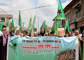 صحفية يمنية: تجربة وحدات حماية المرأة في سوريا نموذج لتمكين النساء وصناعة التغيير