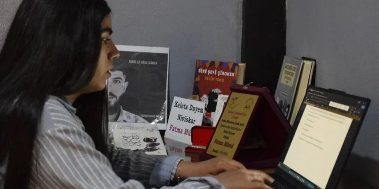 اللغة الأمّ.. بوابة عبور نحو تجربة فذة للكاتبة فاطمة مراد