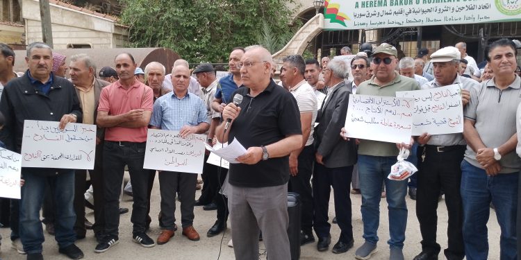 رفضاً لسياسة التجويع.. اعتصام سلمي في الحسكة