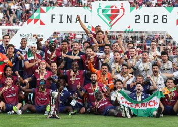 معجزة تقلب البرتغال.. فريق من الدرجة الثانية يبلغ الدوري الأوروبي ويحوّل موسم بنفيكا إلى جحيم