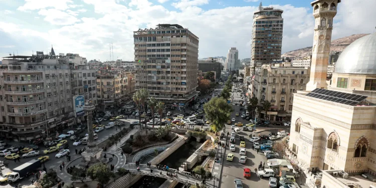 الرواتب في سوريا بين رقم معلن وقدرة متآكلة