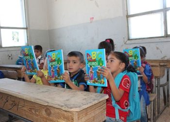 اللغة الكردية.. سؤال البقاء في زمن العولمة والصمت
