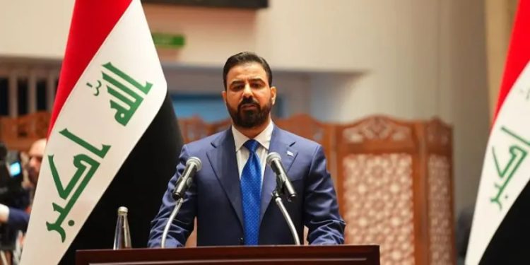 الزيدي يطالب مجموعات الحشد الشعبي العمل تحت سلطة الدولة العراقية