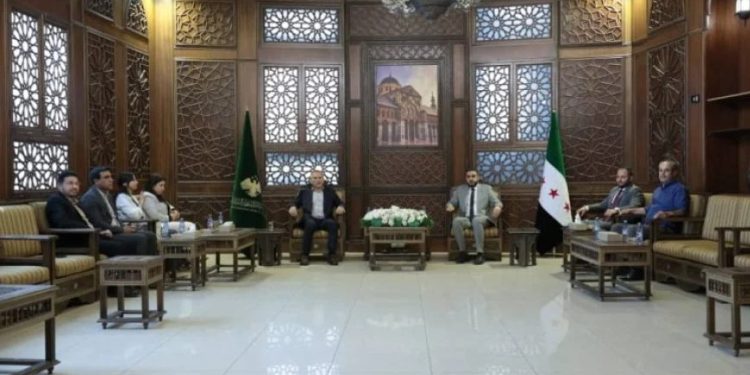 سليمان عرب: مصلحة السوريين تكمن في تعزيز الحوار وتطبيق الاتفاقيات