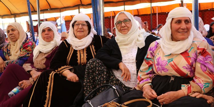 ملتقى نساء الفرات.. المرأة شريكة أساسية في رسم مستقبل سوريا وصياغة دستور ديمقراطي