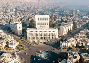 الليرة السوريّة بين استبدال العملة وأزمة الثقة