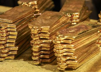 الذهب يرتفع 2.5% بعد الاتفاق الأميركي-الإيراني وتراجع المخاوف التضخمية