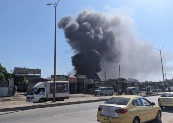 بيع المحروقات داخل الأحياء السكنية تهدد الأرواح والممتلكات