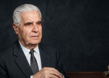 سيداي كلش.. شاعر الوطن واللغة الذي حوّل القصيدة إلى ذاكرة شعب