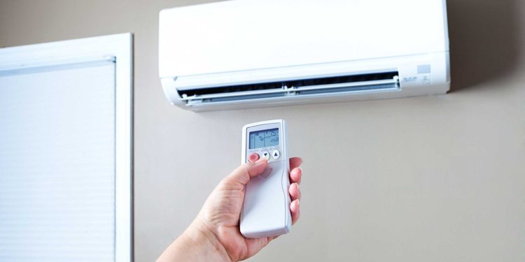المكيفات في الصيف… راحة ضرورية قد تتحول إلى مصدرٍ للمشكلات الصحية