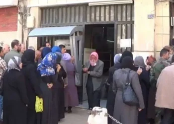 بين الازدحام وتعقيدات الإجراءات.. 90 ألف متقاعد يصارعون للحصول على حقوقهم في حماة