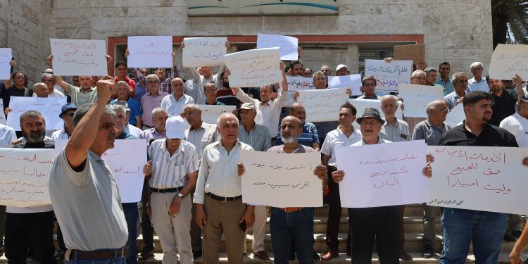 أهالي قامشلو: الغلاء أنهكنا… وتخفيض أسعار المازوت مطلبنا