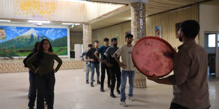 مركز خابور للثقافة والفن.. مساحة للحفاظ على التراث وتنمية مواهب الأجيال