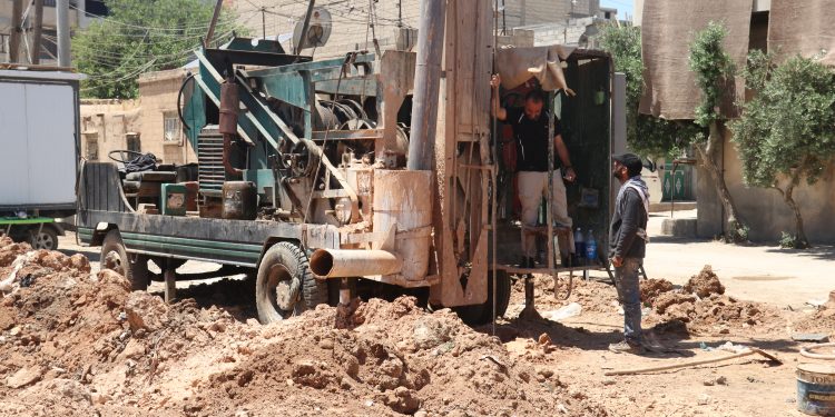 بئر مياه جديد لإنهاء معاناة الحارة الشرقية في الدرباسية