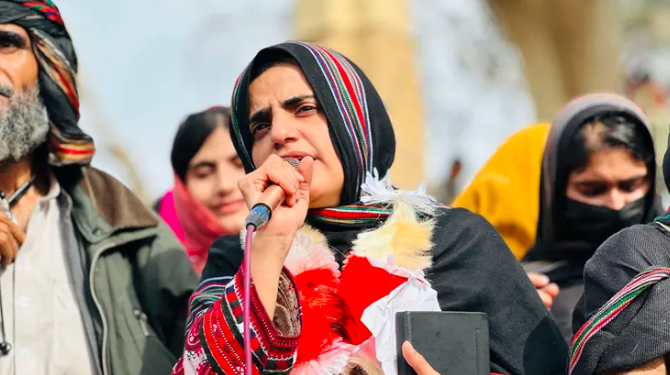 الحكم المؤبد “لمهرانج بلوش” وثلاث نشطاء يثير جدلاً حقوقياً