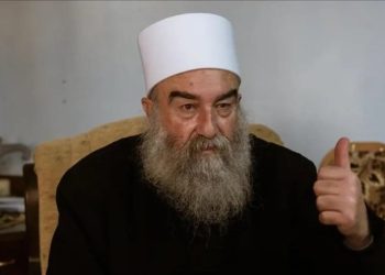 وفدٌ أممي يبحث مع الشيخ حكمت الهجري ملف طلاب السويداء