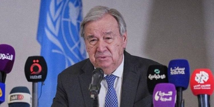 غوتيريش يطالب الحكومة المؤقتة بإشراك السوريين في تقرير مصيرهم