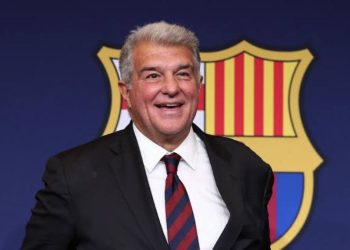 لابورتا يسخر من ريال مدريد: بعض الأندية تعيش حالة توتر وتدار كشركاتٍ تجارية