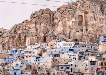معلولا … درة دمشقية وجوهرة السياحة السورية