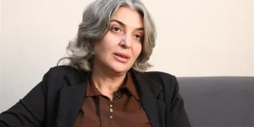 بعد عقود من احتكار الرجال المناصب.. “جيهان سعيد هسام” أول امرأة تتولى إدارة منطقة قامشلو